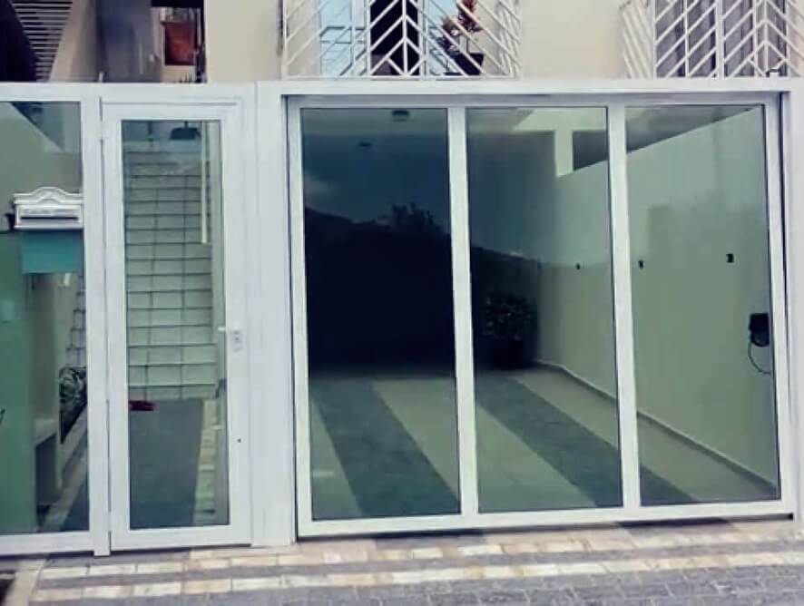 Porta Basculante - Rocha Esquadrias - Esquadrias de Aluminio e Vidros Temperados em Curitiba -  Vidros Temperados em Curitiba